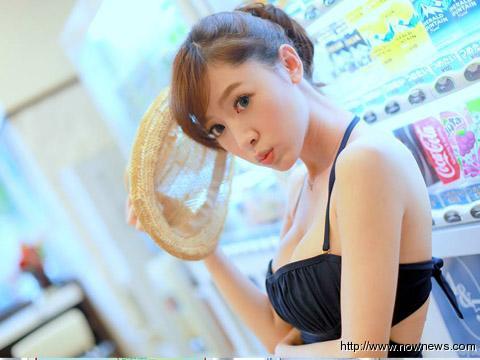 ̨������ɷ����������ʮ��ĸ��ԣ����ɰ��ȡ�����������毺õ����ģ����������г�Ϊ��31D��Ů����ͼƬ����̨�������������