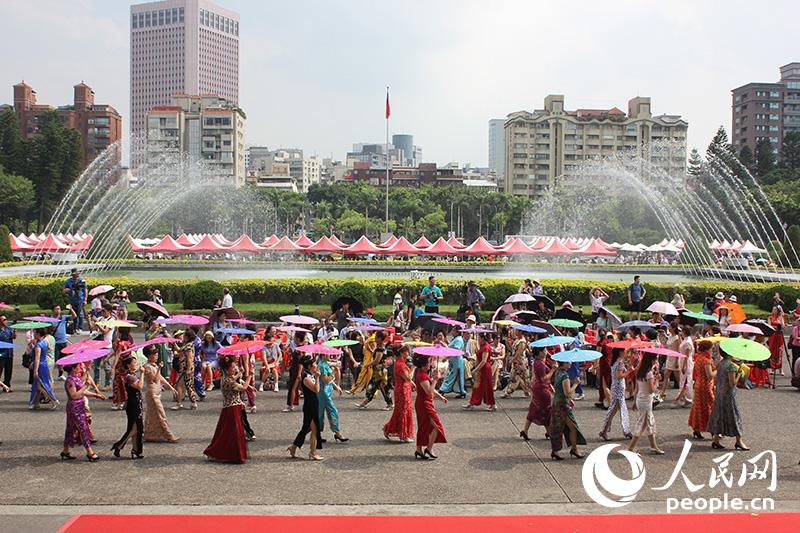 ��̨��½��ż����ٰ���������ףĸ�׽ڡ�2��