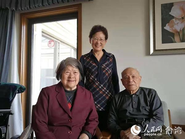 2019年3月31日紀欣在上海養老院看望陳明忠夫婦。