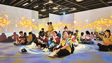 “华彩万象——石窟艺术沉浸体验”在高雄展出