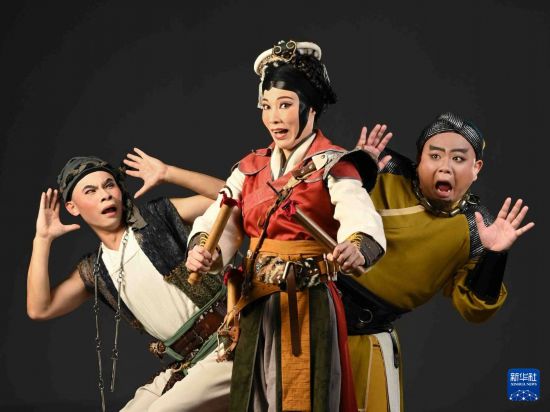 　　这是武侠作品《行侠》剧照（资料照片）。新华社发（台湾豫剧团供图）